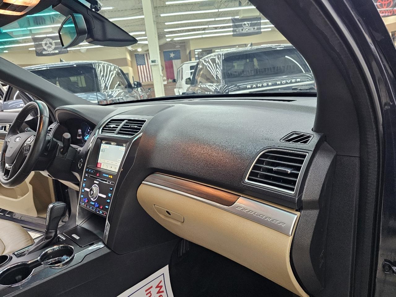 Ford Explorer Limited FWD 2017