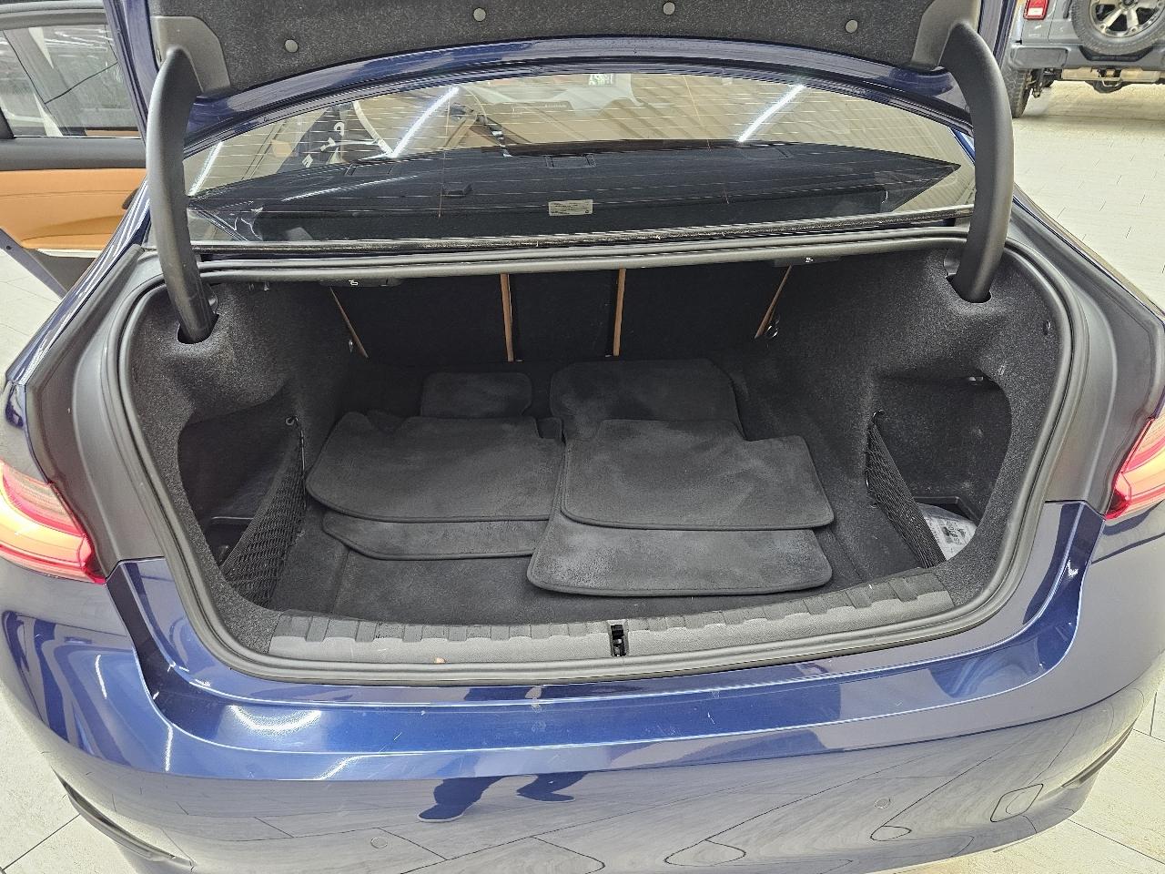 BMW 3-Series 330i 2019