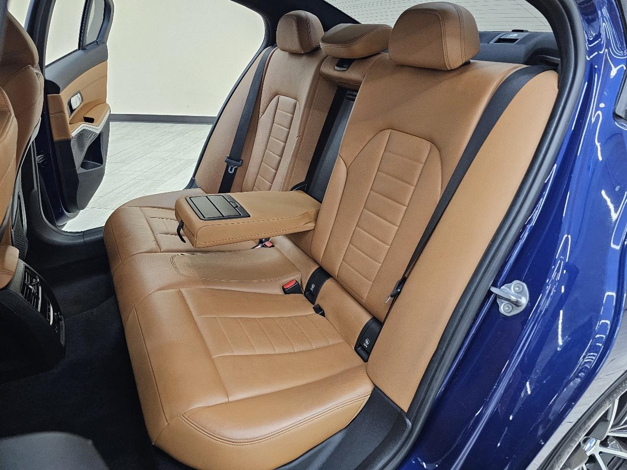 BMW 3-Series 330i 2019