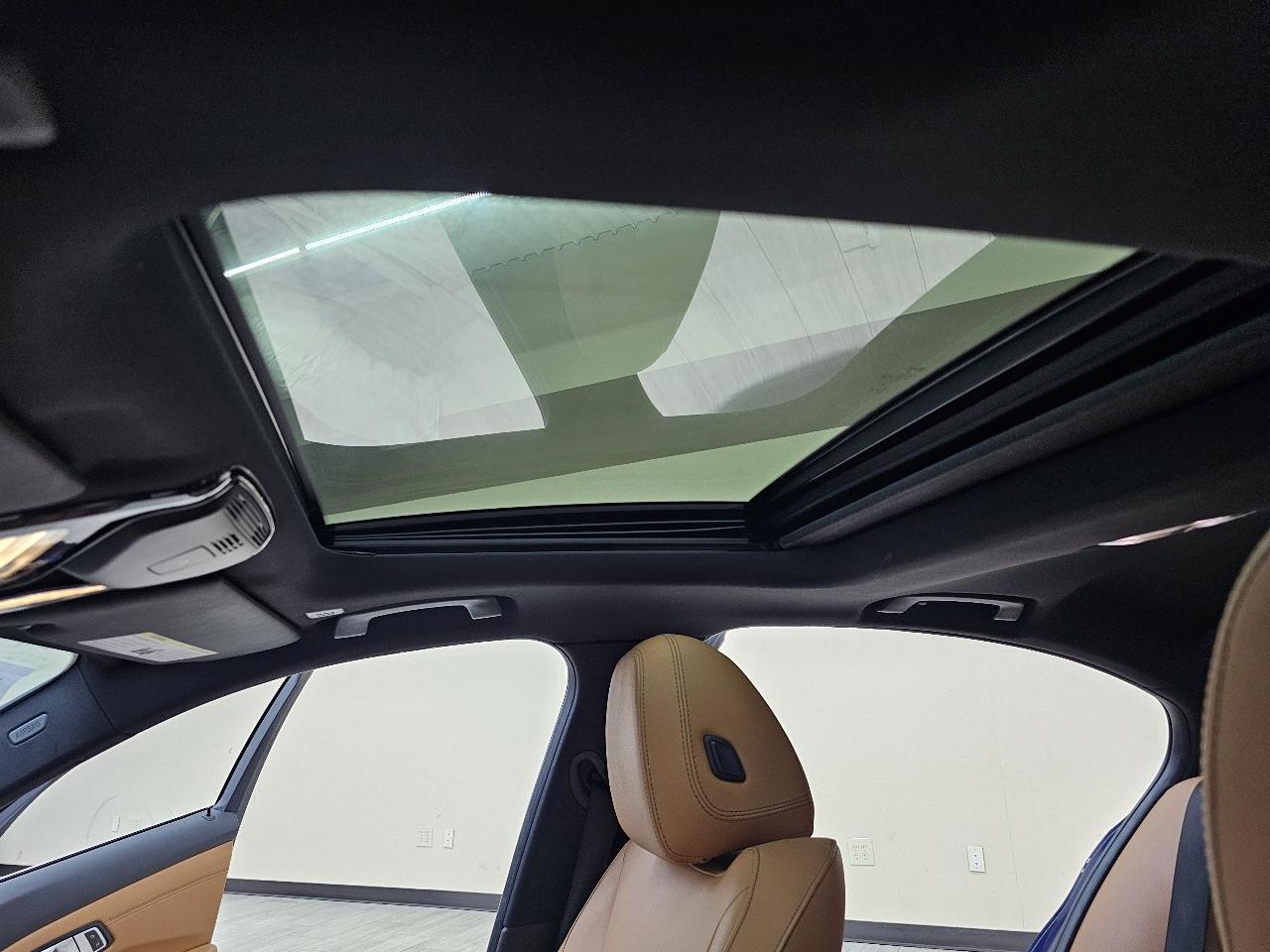 BMW 3-Series 330i 2019