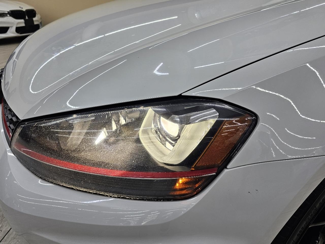 Volkswagen Golf GTI SE 6M 4-Door 2017