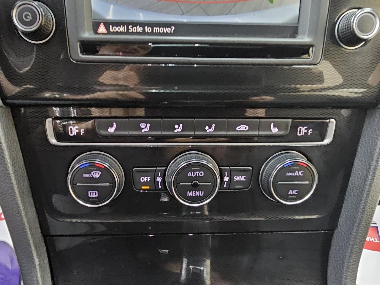 Volkswagen Golf GTI SE 6M 4-Door 2017