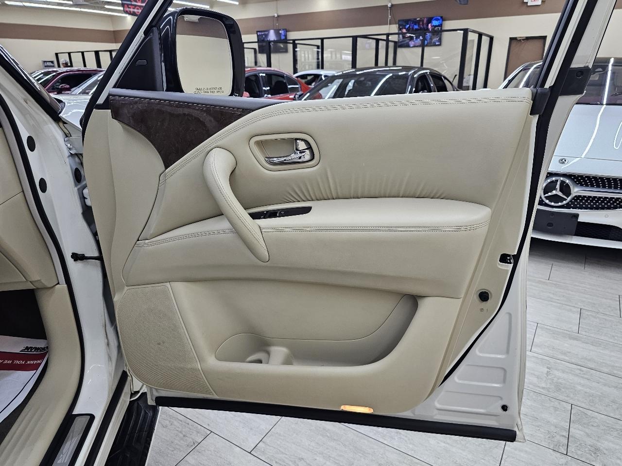 Infiniti QX80 2WD 2017