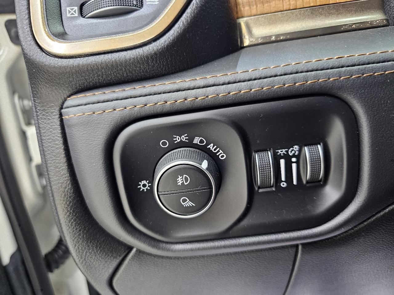 RAM 2500 Longhorn Crew Cab SWB 4WD 2021