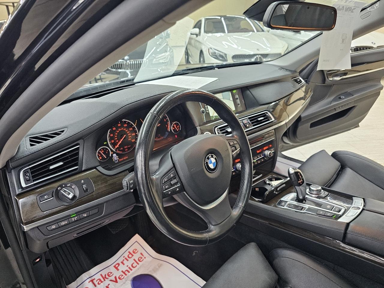 BMW 7-Series 750Li 2012