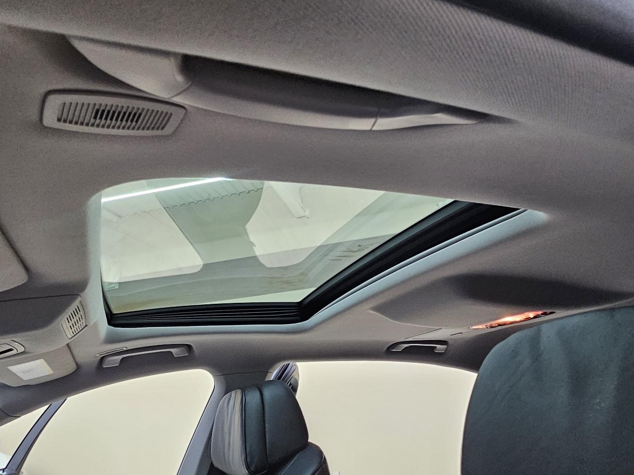 BMW 7-Series 750Li 2012