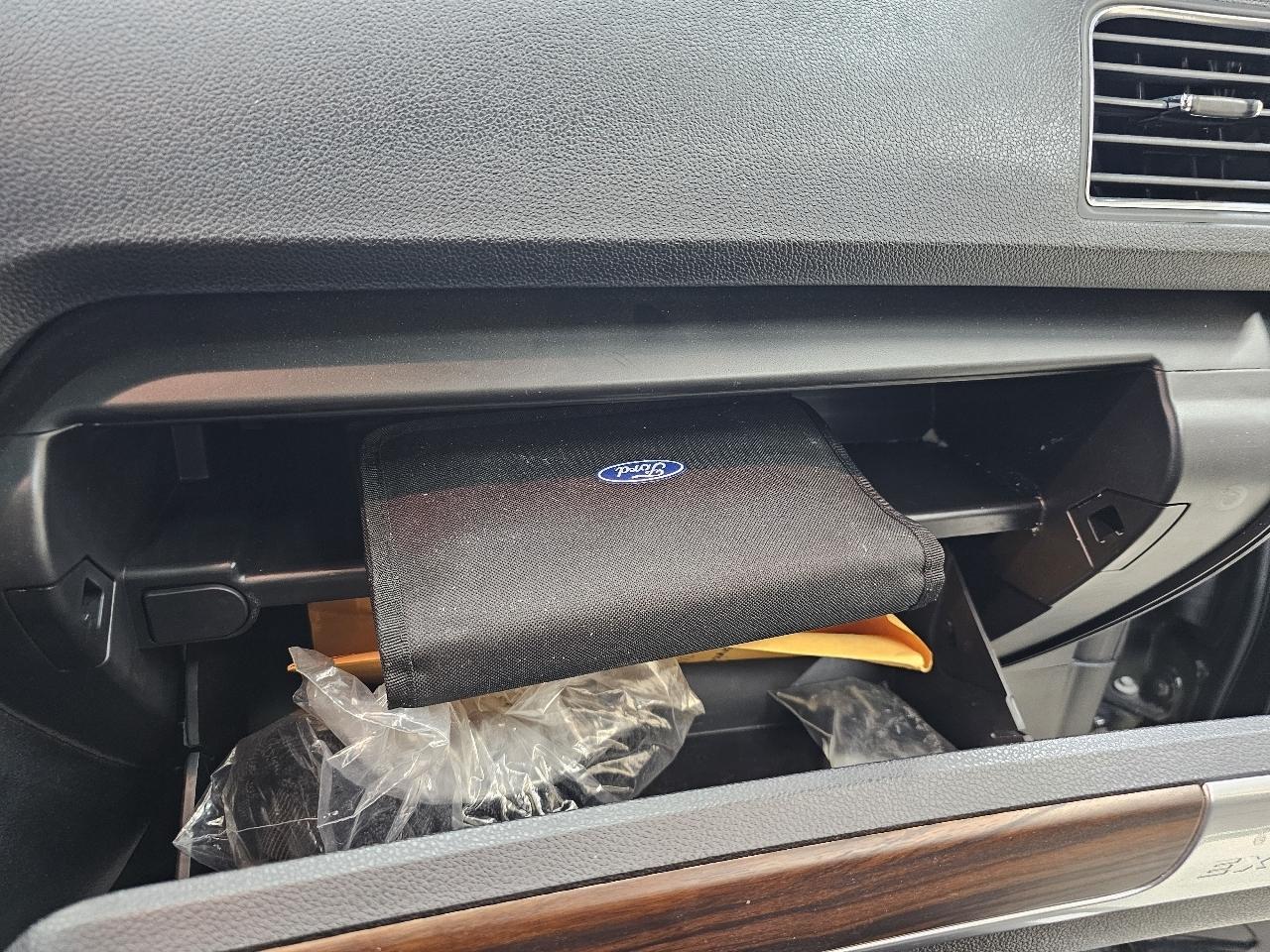 Ford Explorer Limited FWD 2019