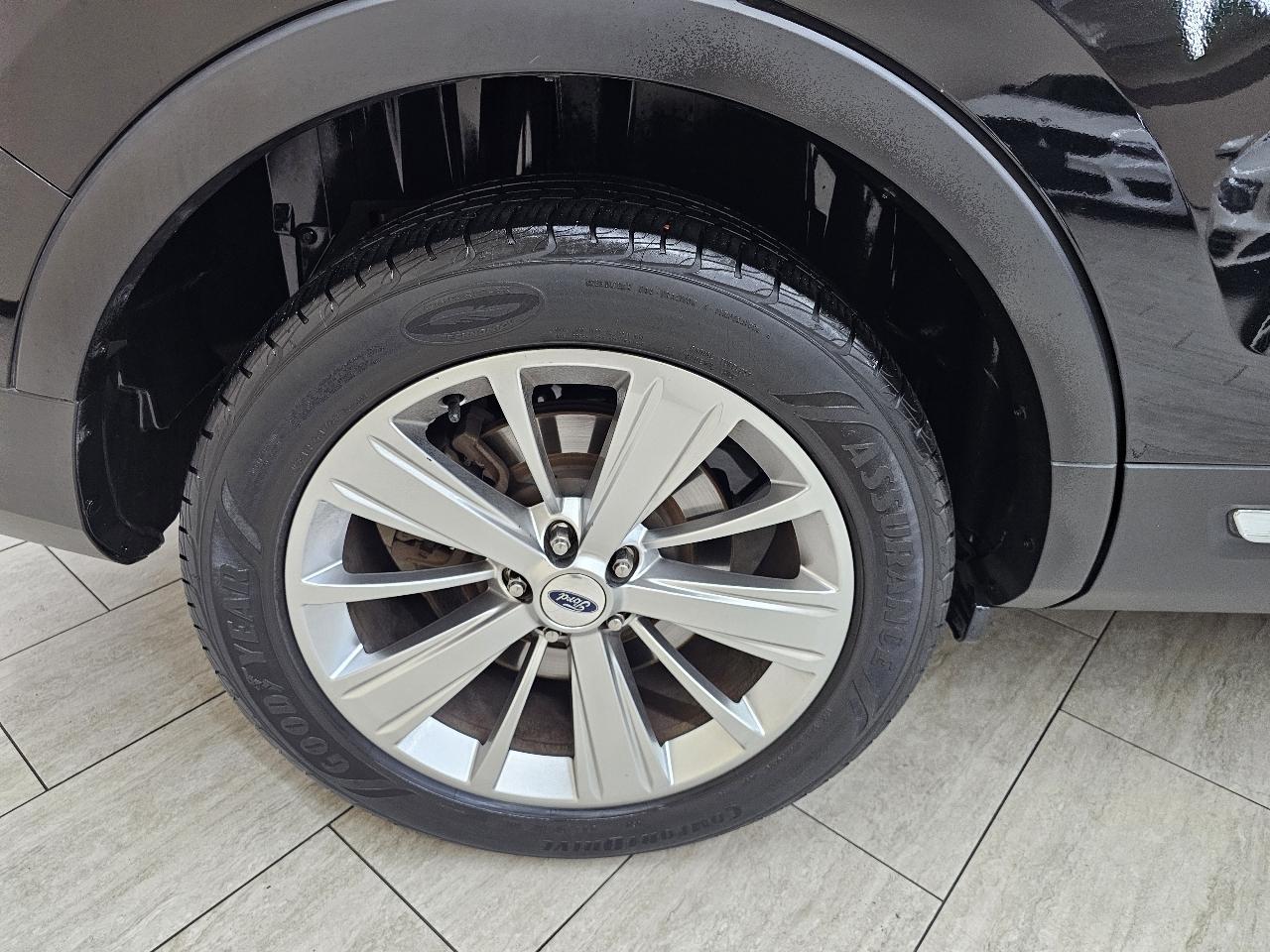 Ford Explorer Limited FWD 2019