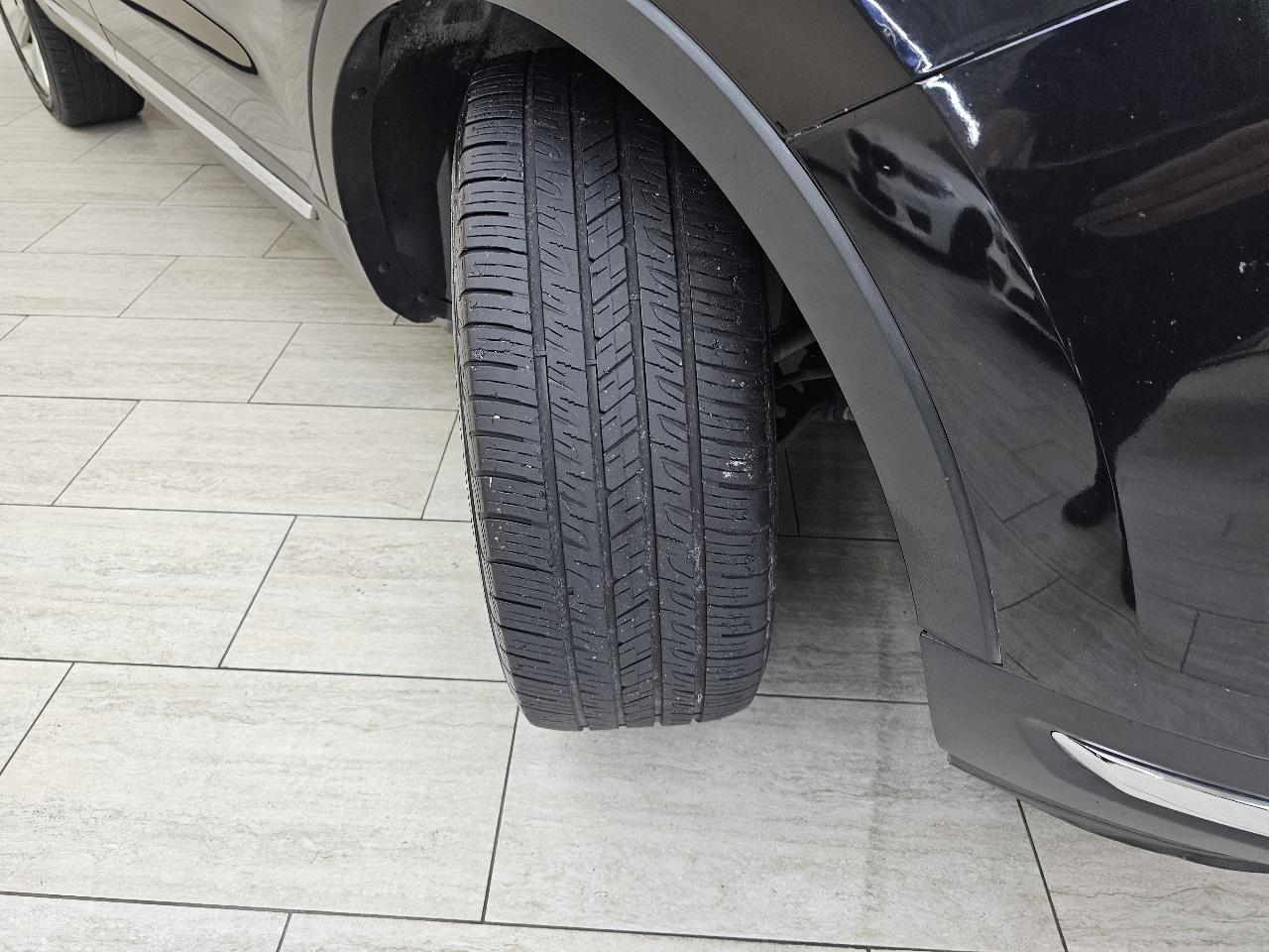 Ford Explorer Limited FWD 2019