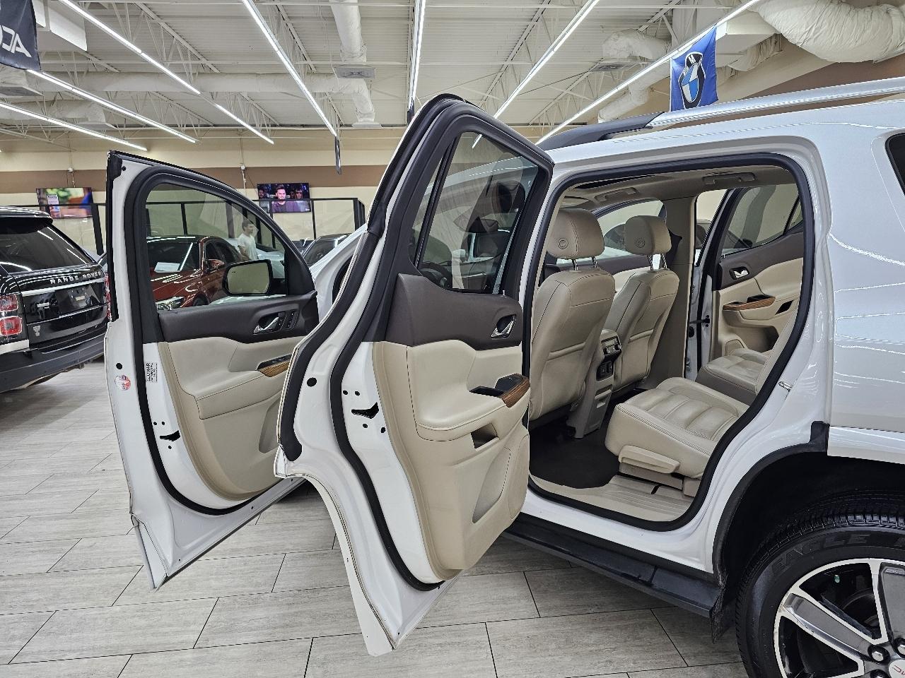 GMC Acadia Denali 2017