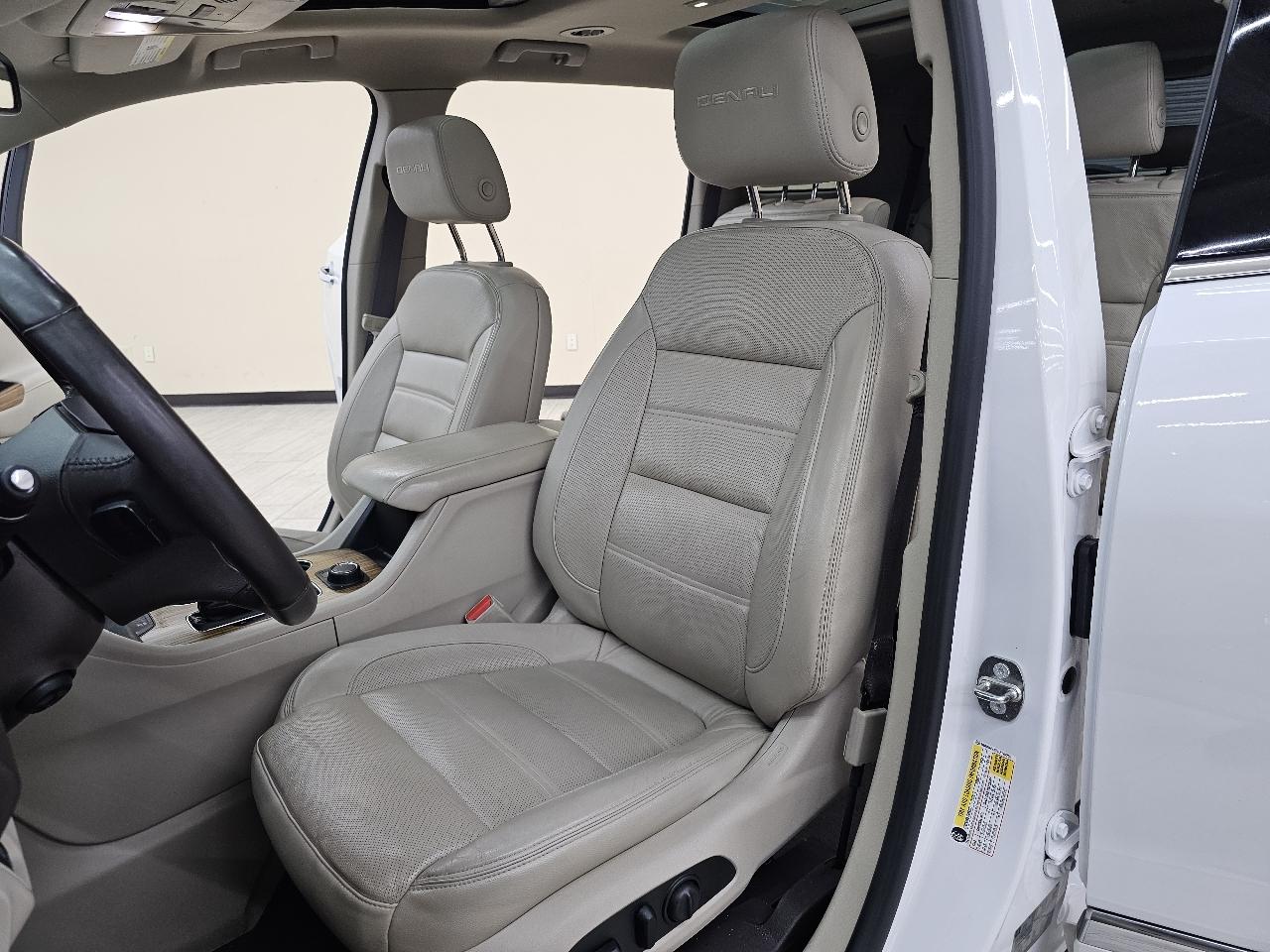 GMC Acadia Denali 2017