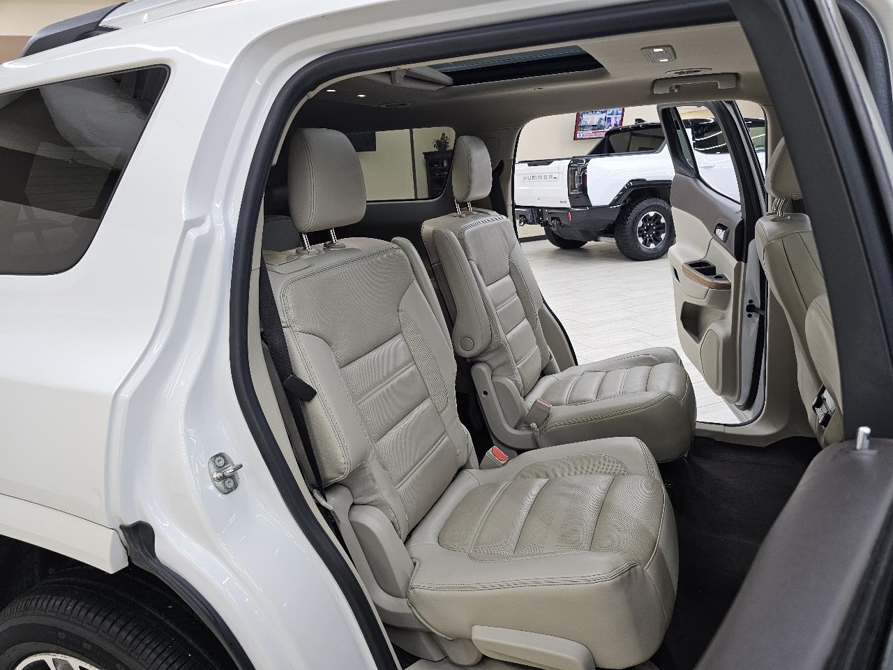 GMC Acadia Denali 2017