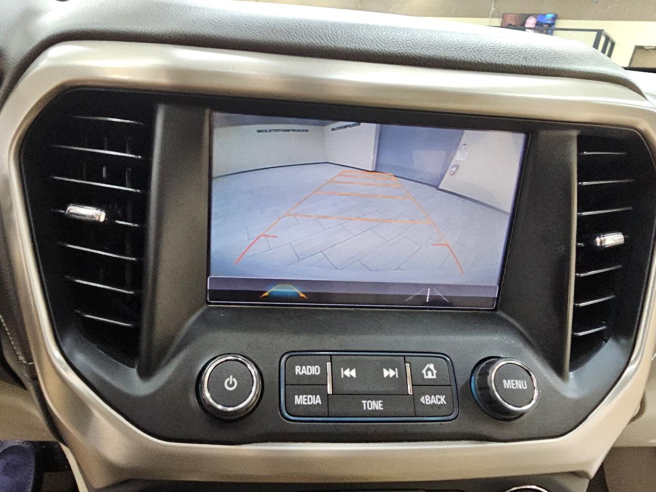 GMC Acadia Denali 2017