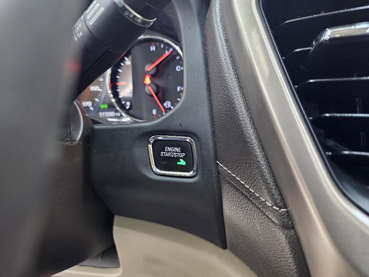 GMC Acadia Denali 2017