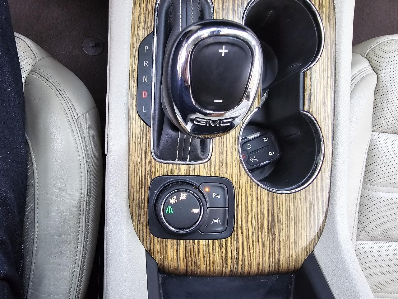 GMC Acadia Denali 2017