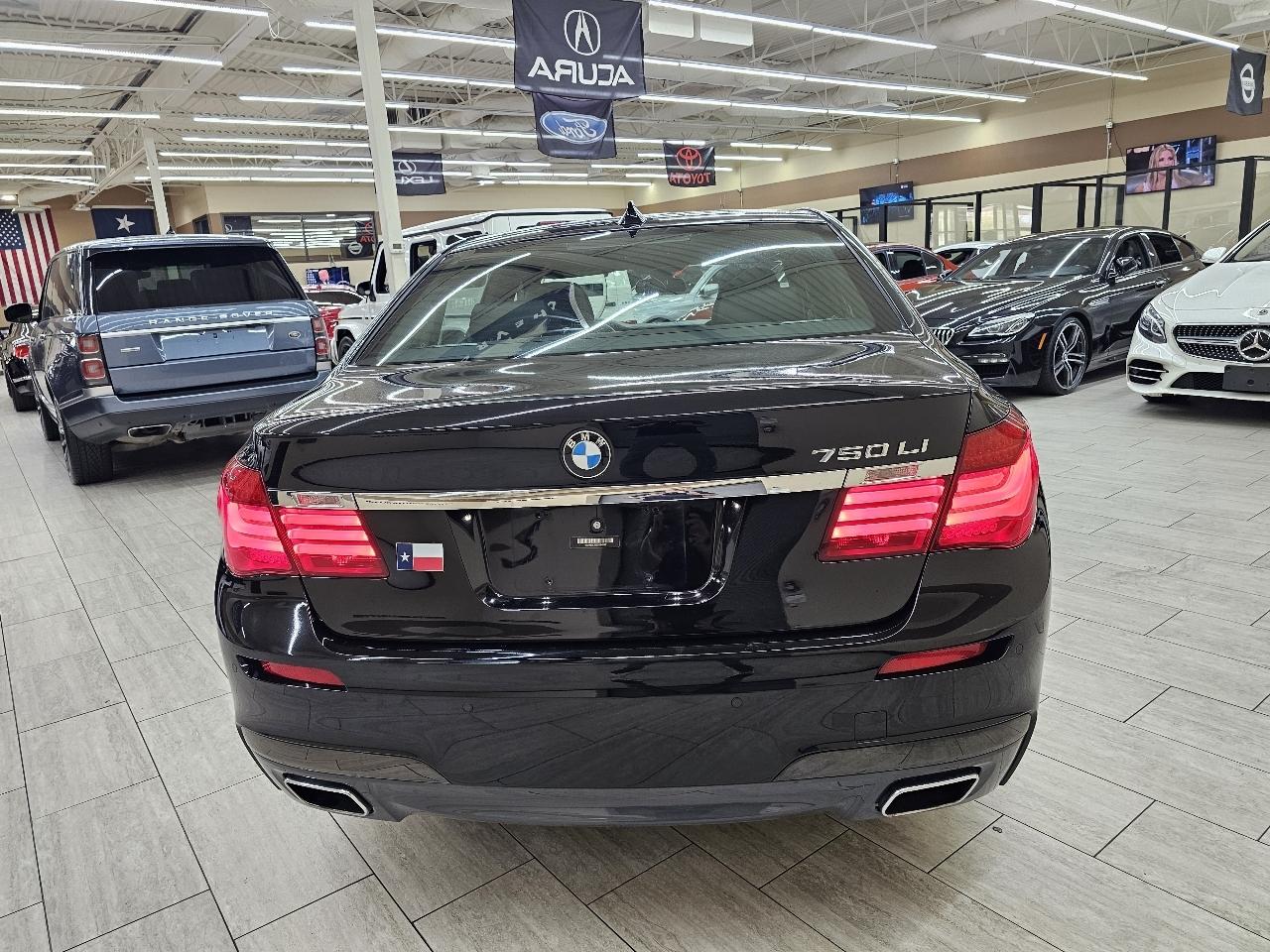 BMW 7-Series 750Li 2014