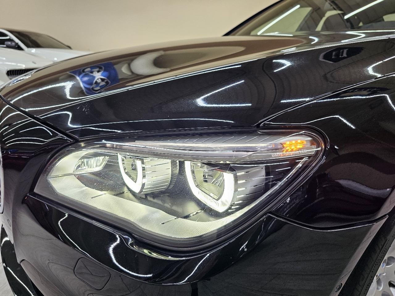 BMW 7-Series 750Li 2014