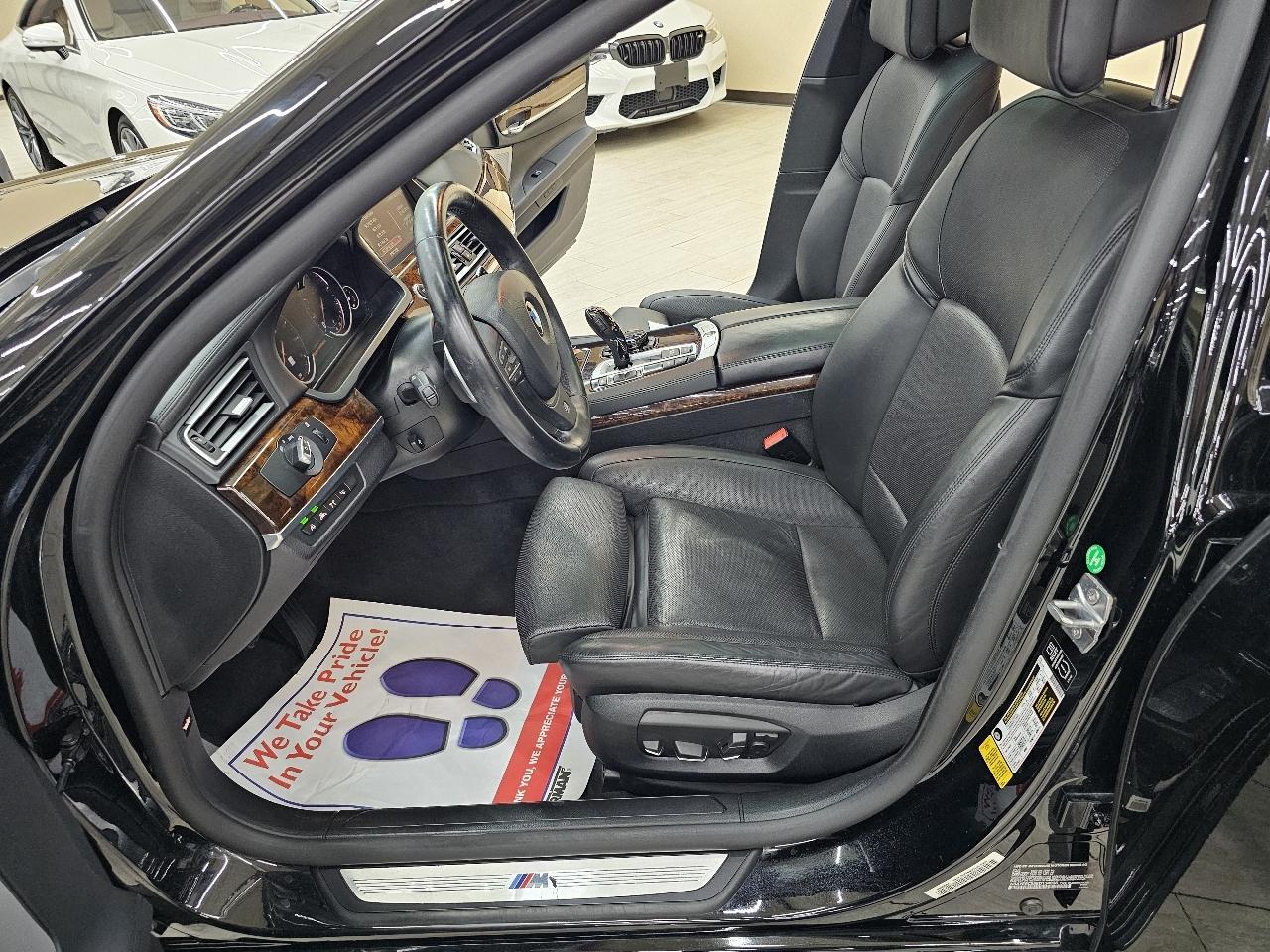 BMW 7-Series 750Li 2014