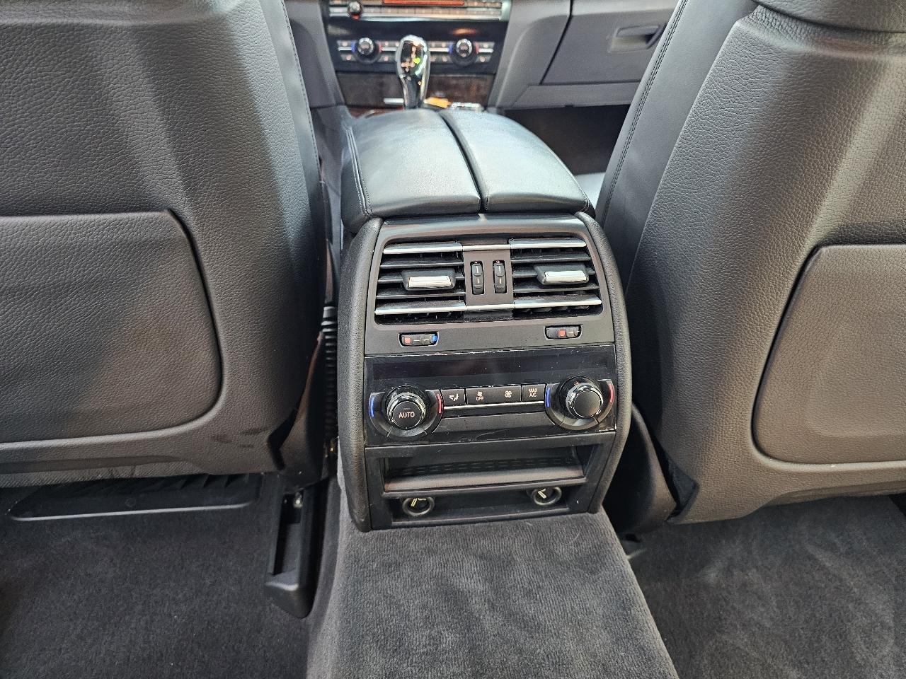 BMW 7-Series 750Li 2014