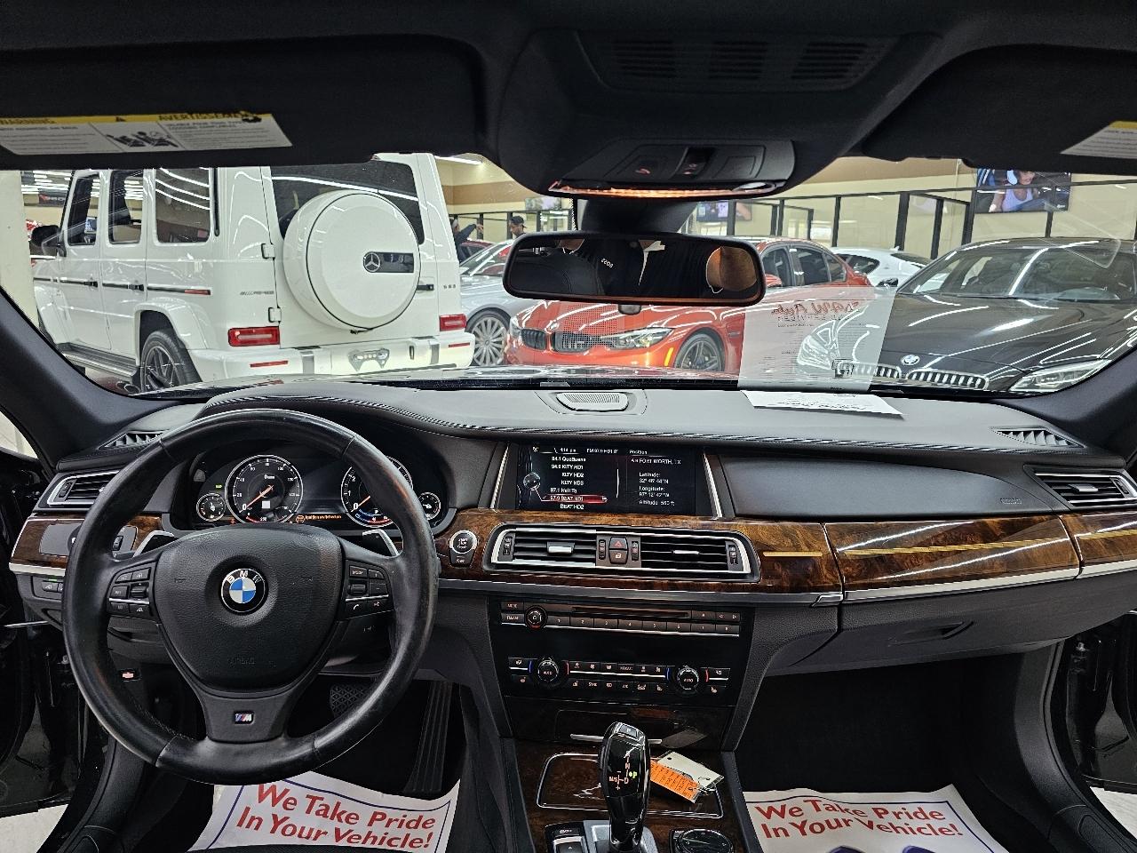 BMW 7-Series 750Li 2014