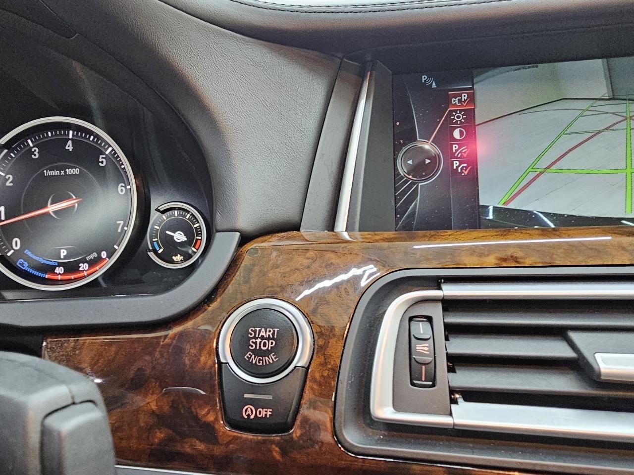 BMW 7-Series 750Li 2014