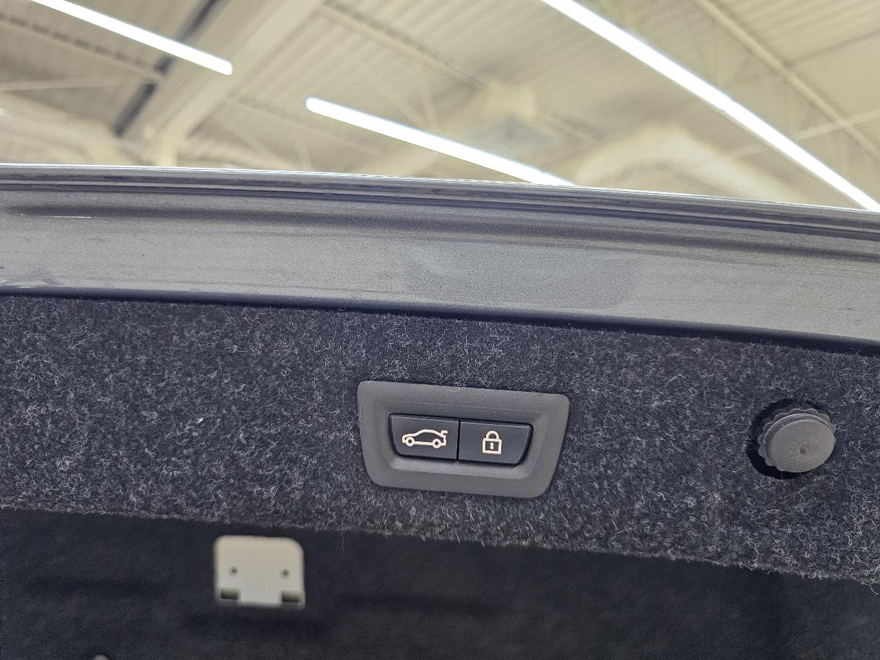 BMW 5-Series 530i 2018