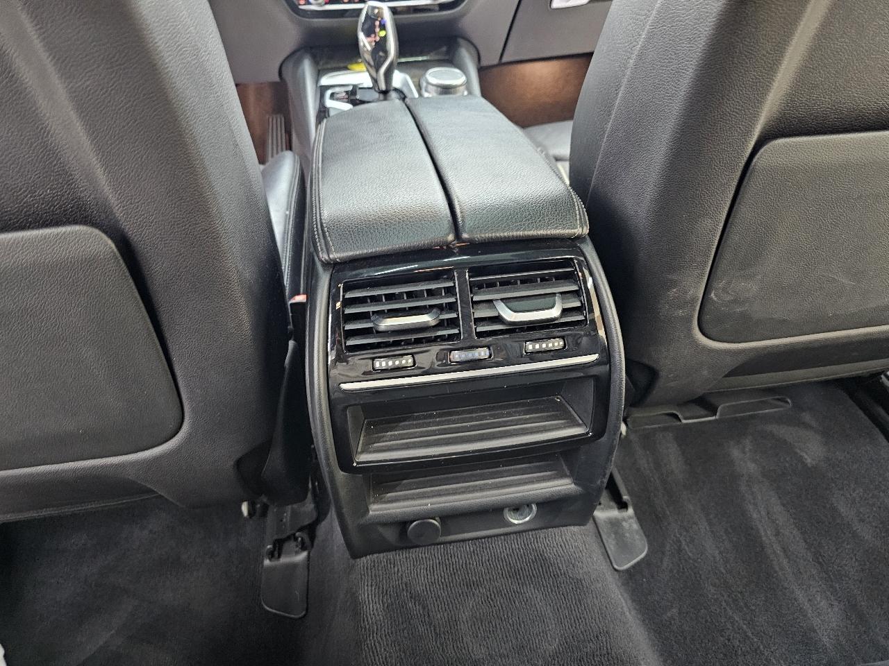 BMW 5-Series 530i 2018