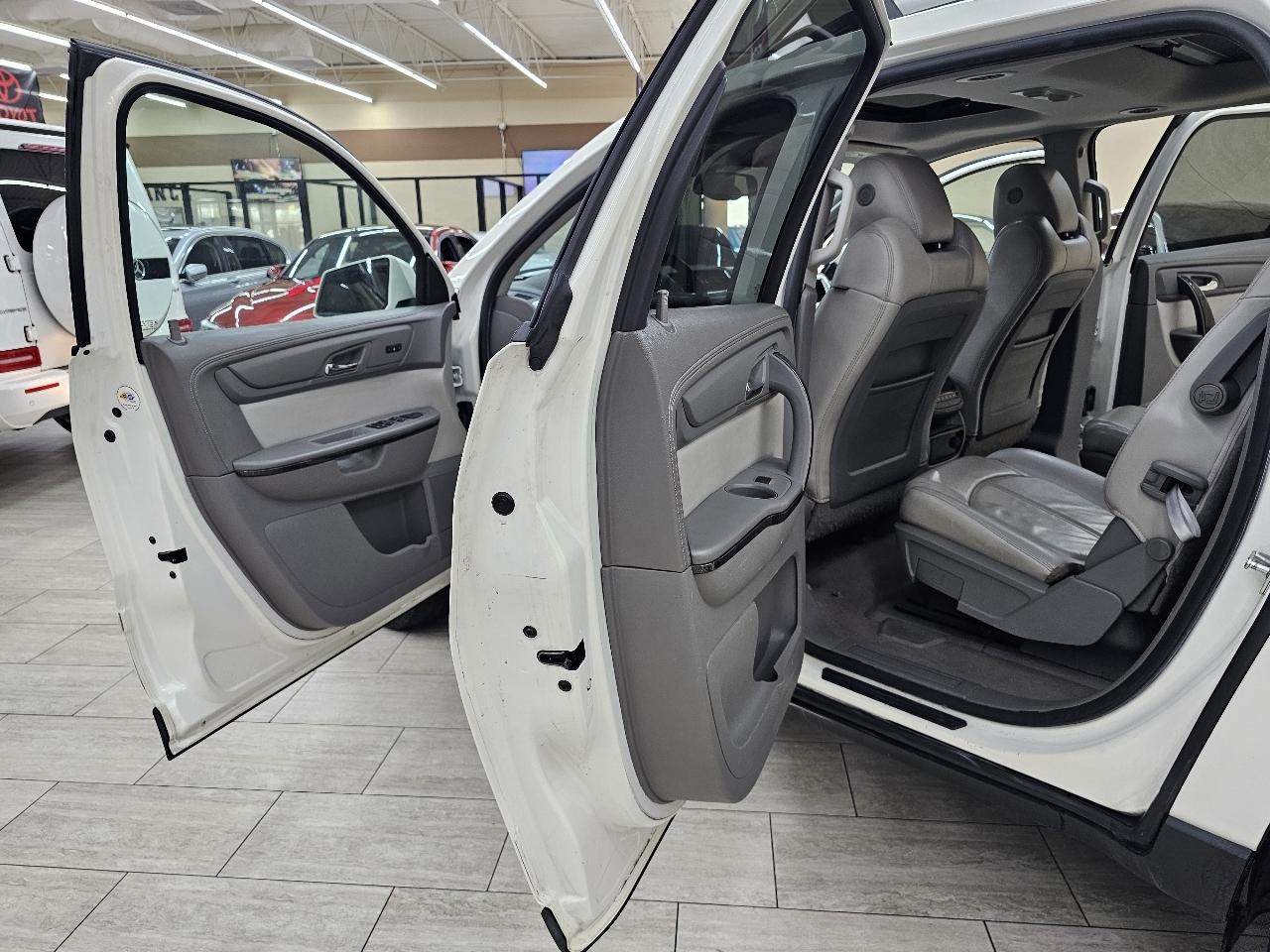 GMC Acadia SLT-2 FWD 2014