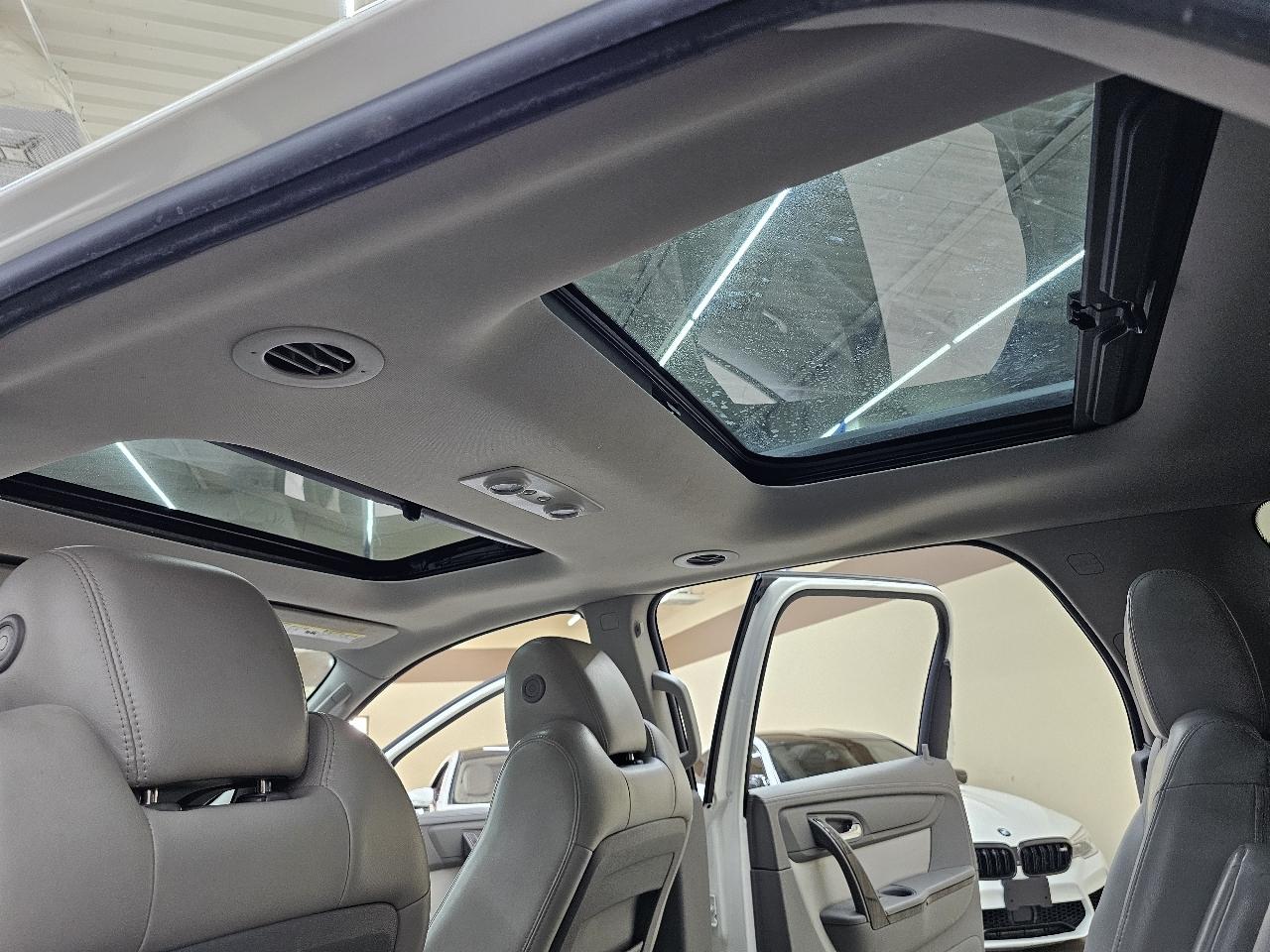 GMC Acadia SLT-2 FWD 2014