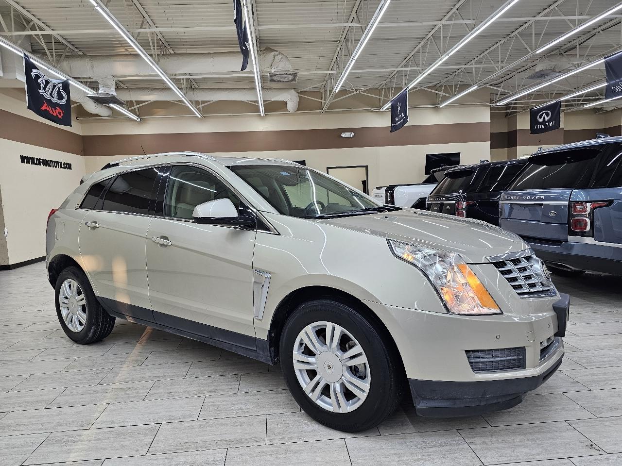 Cadillac SRX Luxury Collection FWD 2015