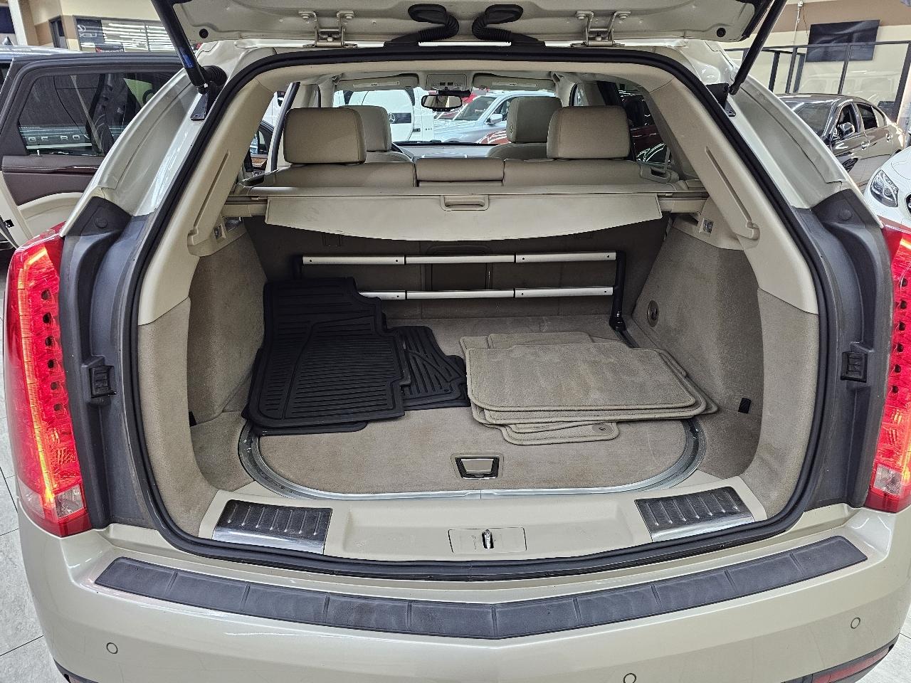 Cadillac SRX Luxury Collection FWD 2015