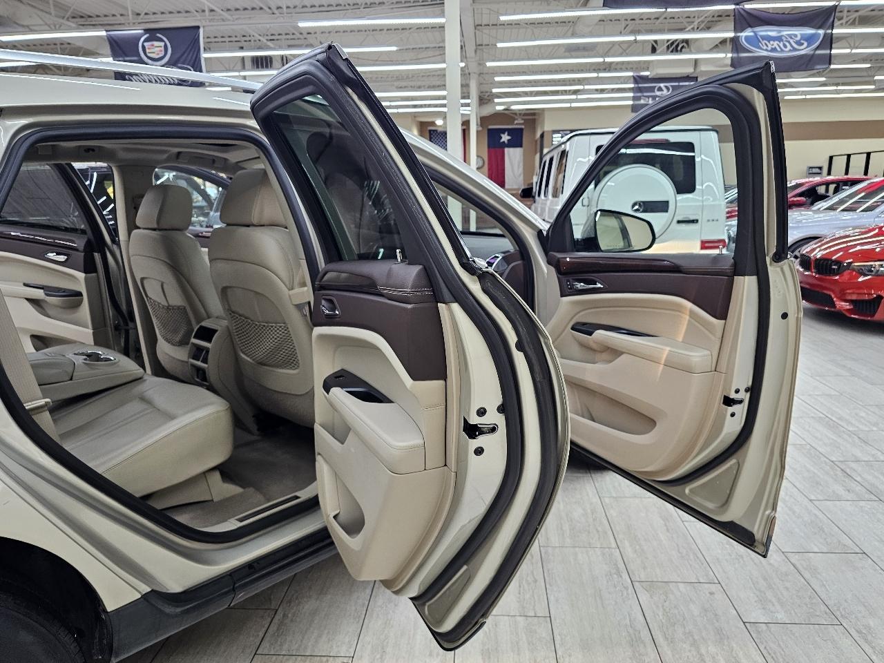 Cadillac SRX Luxury Collection FWD 2015