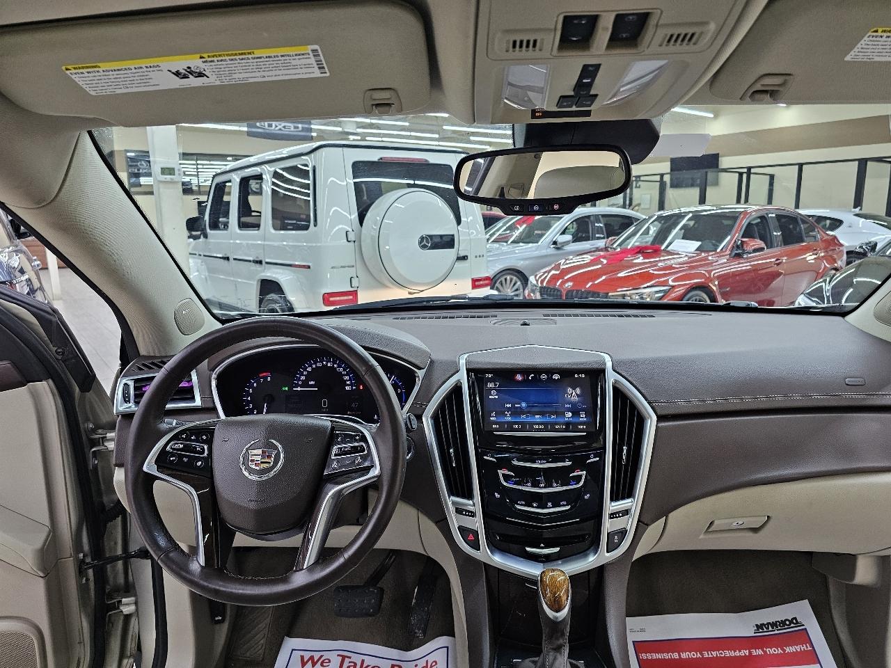 Cadillac SRX Luxury Collection FWD 2015