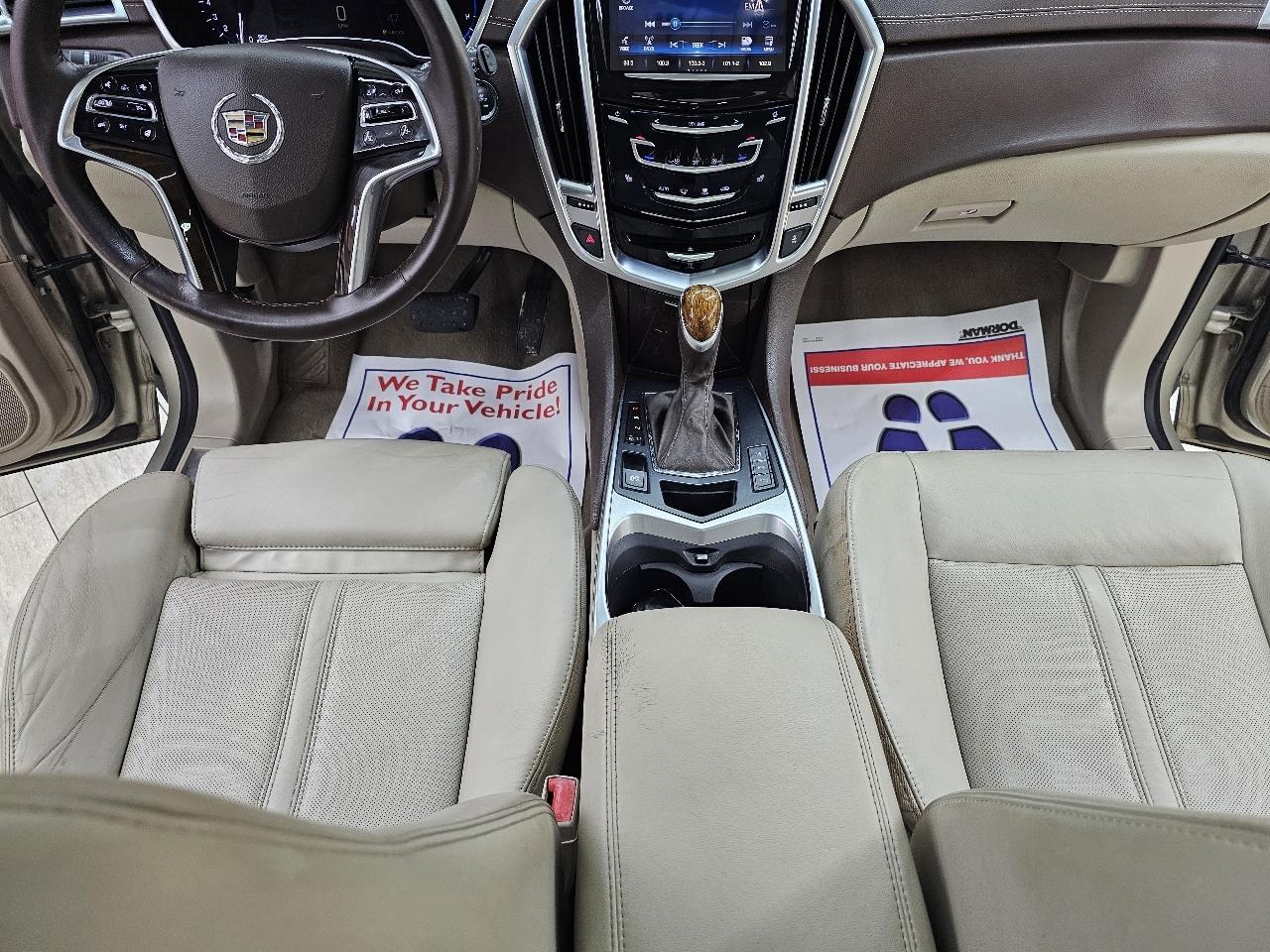 Cadillac SRX Luxury Collection FWD 2015