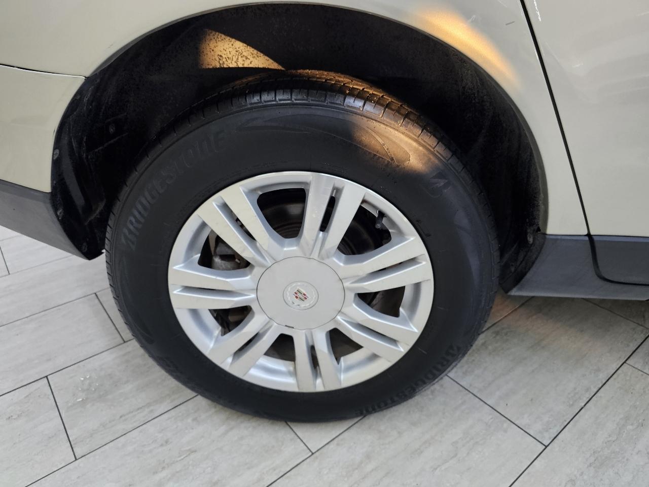 Cadillac SRX Luxury Collection FWD 2015