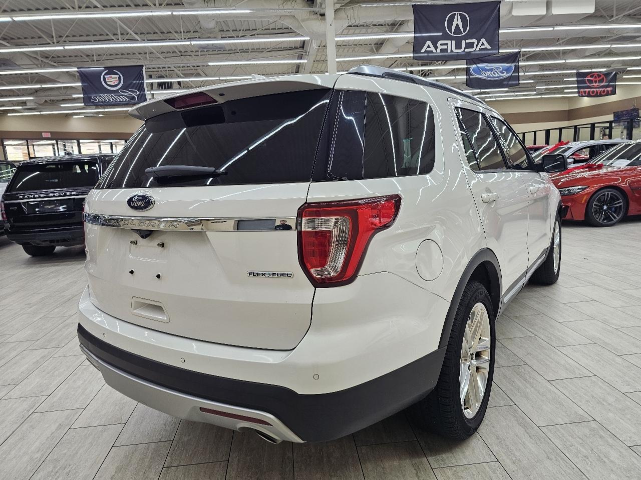 Ford Explorer XLT FWD 2016