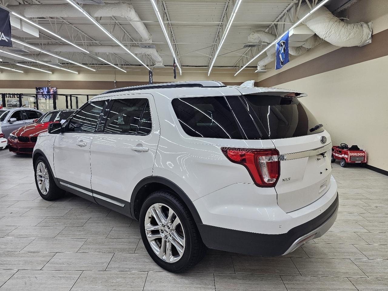 Ford Explorer XLT FWD 2016