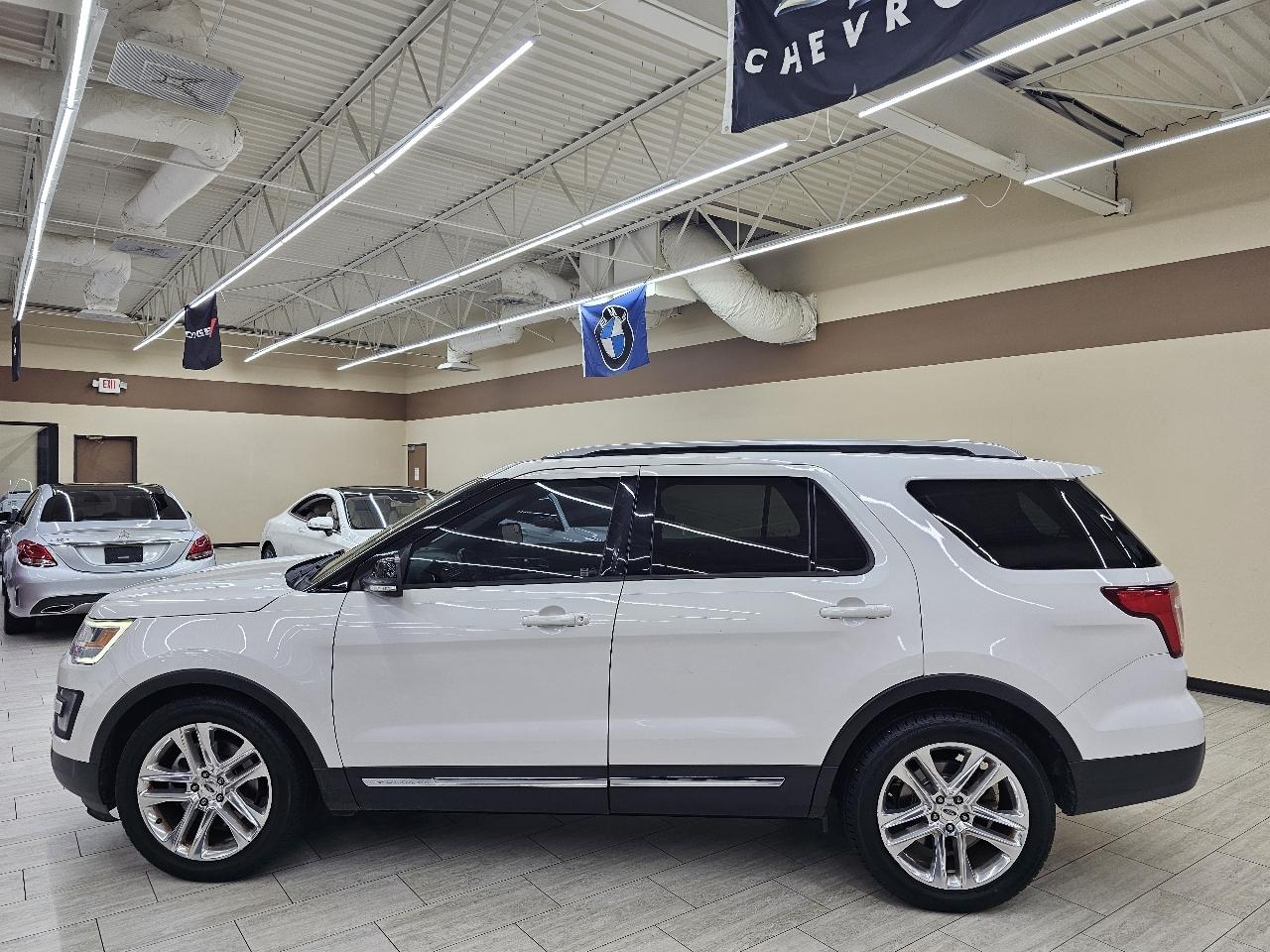 Ford Explorer XLT FWD 2016