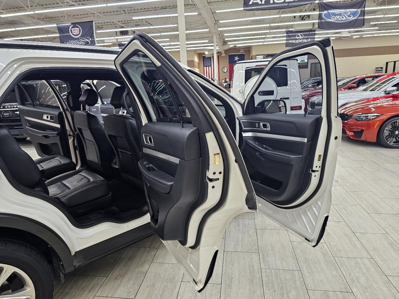 Ford Explorer XLT FWD 2016