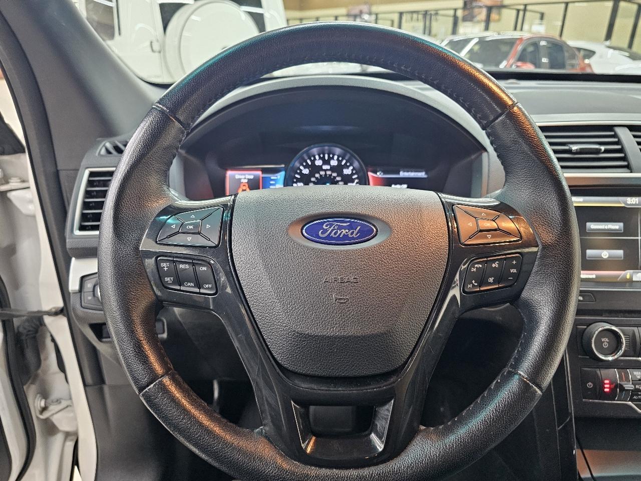 Ford Explorer XLT FWD 2016