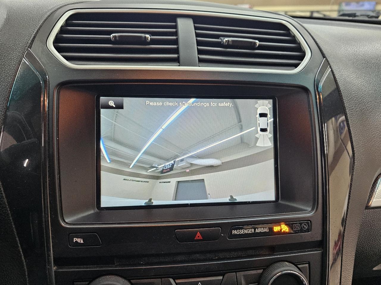 Ford Explorer XLT FWD 2016