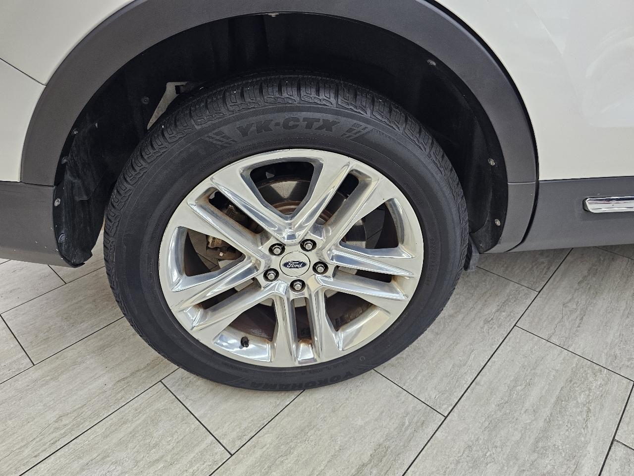 Ford Explorer XLT FWD 2016