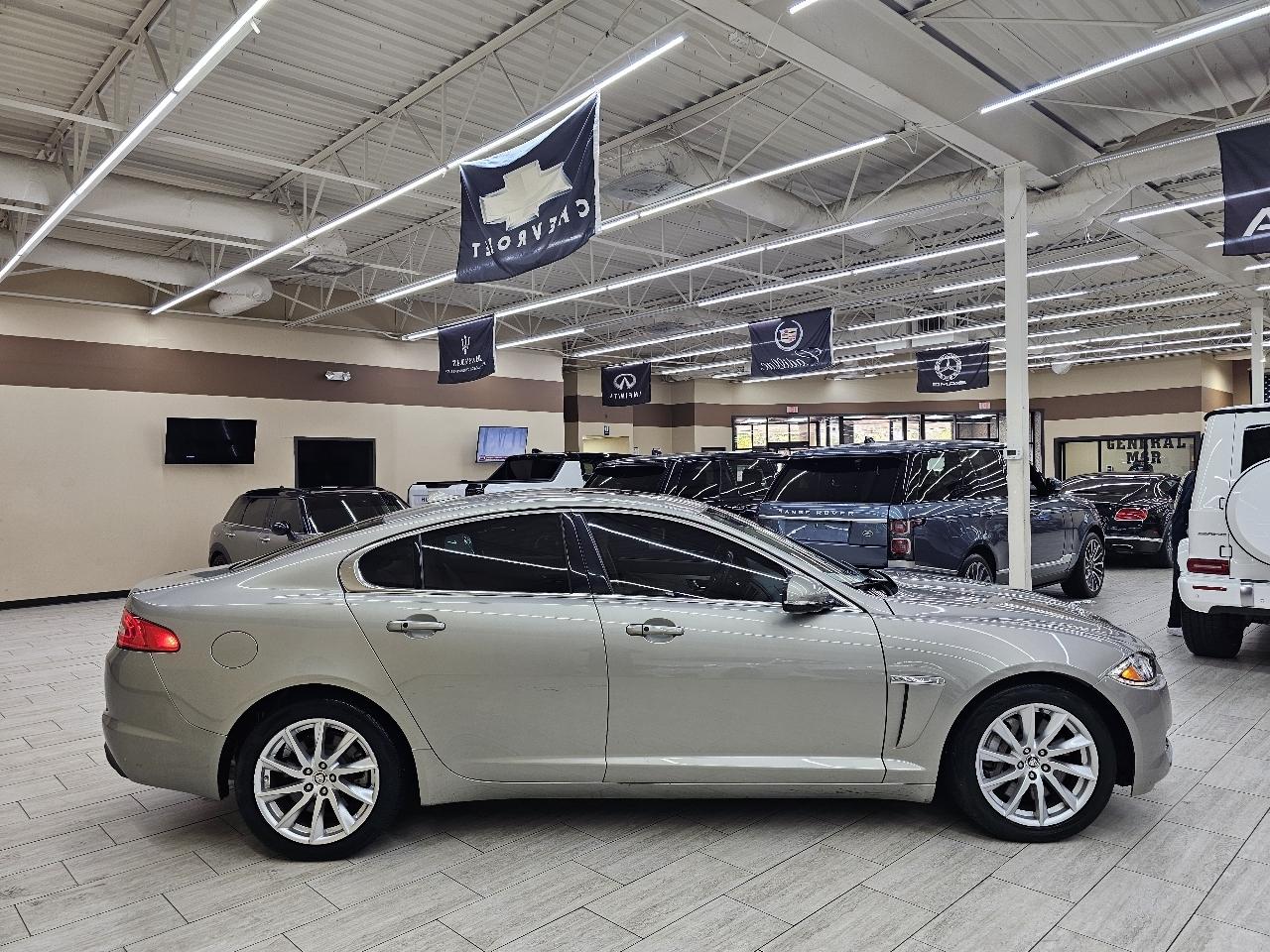 Jaguar XF-Series XF 2.0L I4T 2013