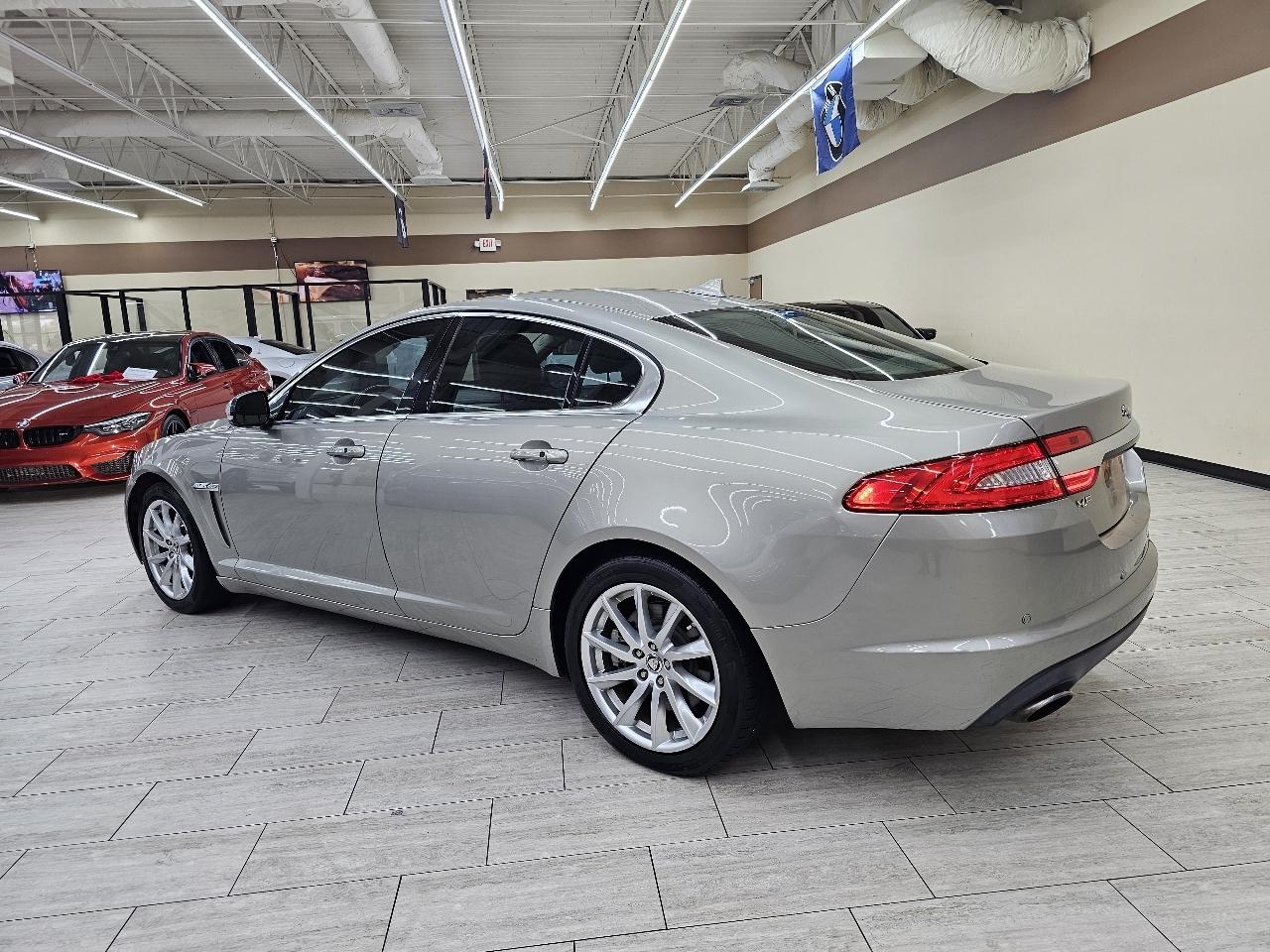 Jaguar XF-Series XF 2.0L I4T 2013