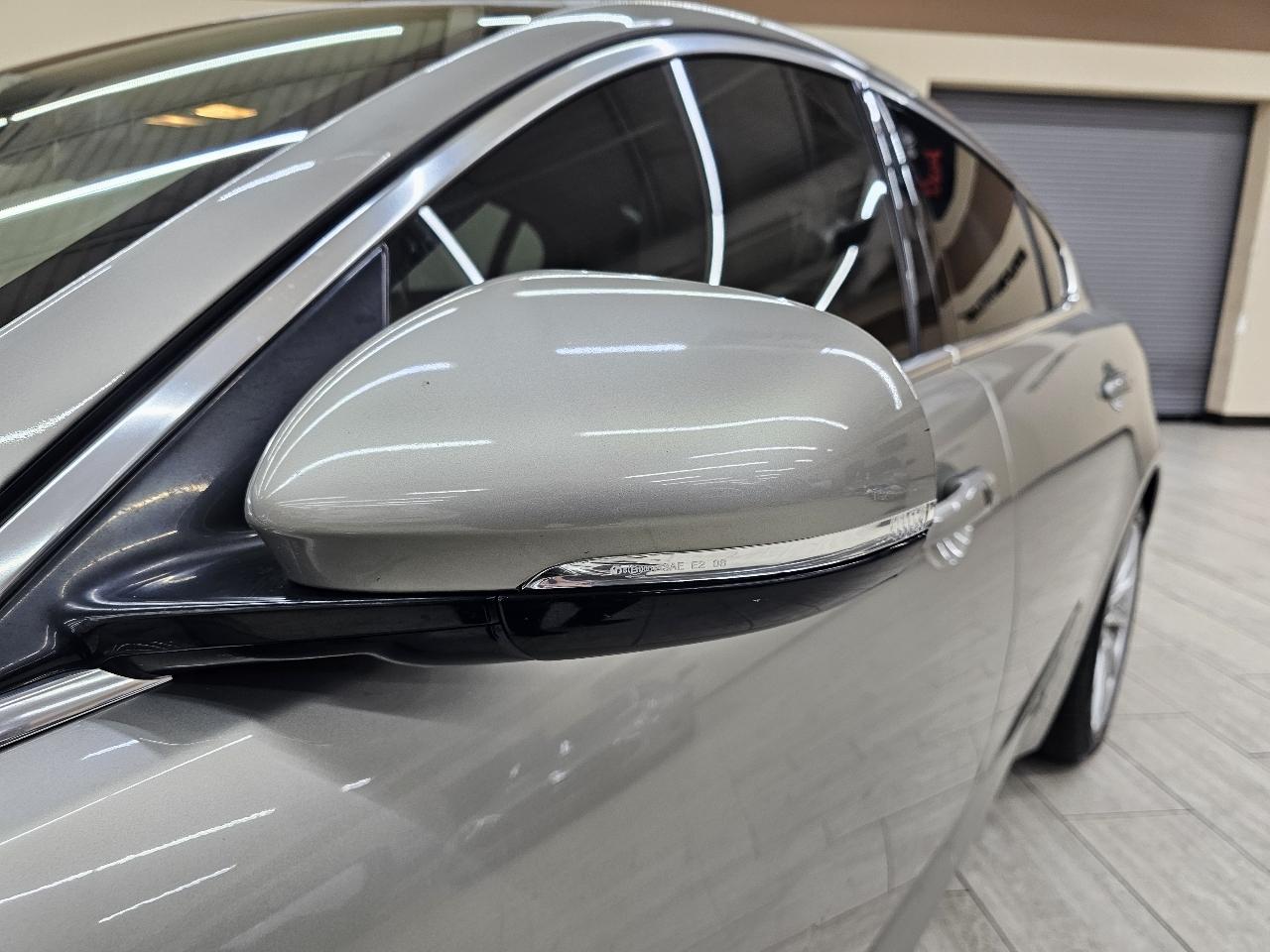 Jaguar XF-Series XF 2.0L I4T 2013