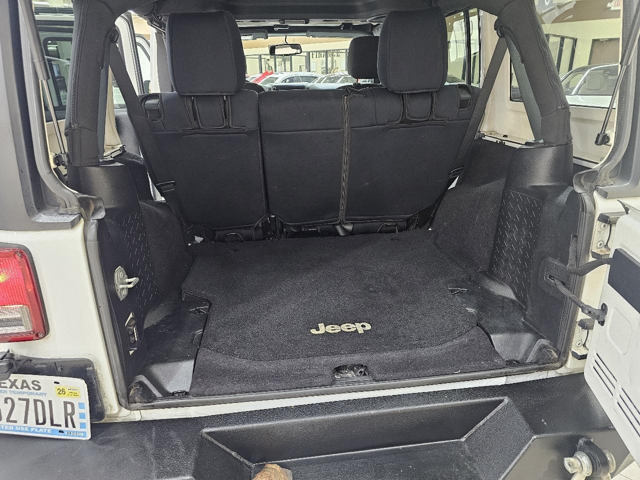 Jeep Wrangler Unlimited Sport 4WD 2015