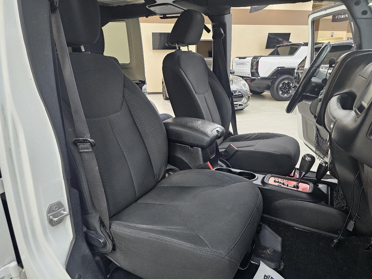 Jeep Wrangler Unlimited Sport 4WD 2015