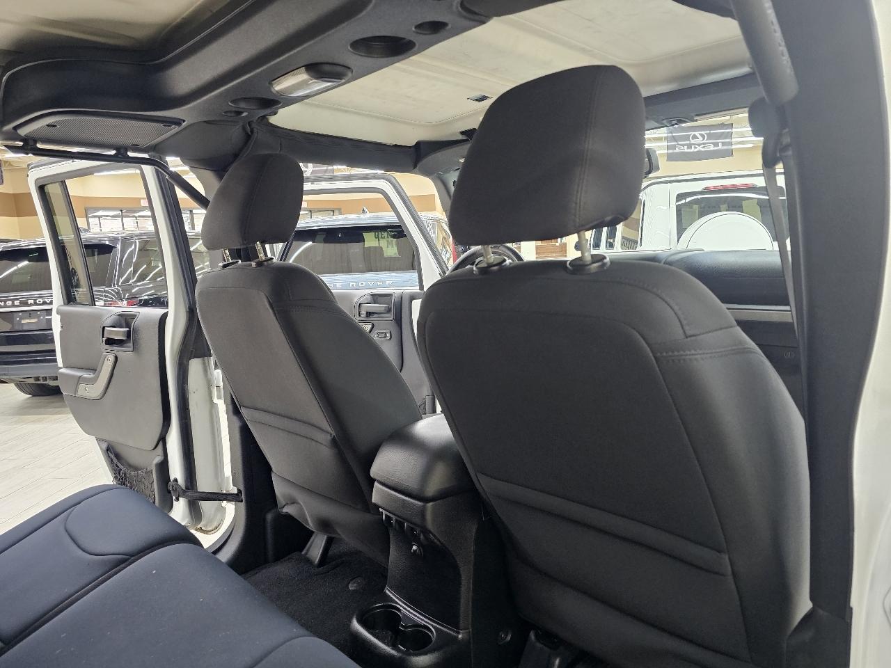 Jeep Wrangler Unlimited Sport 4WD 2015