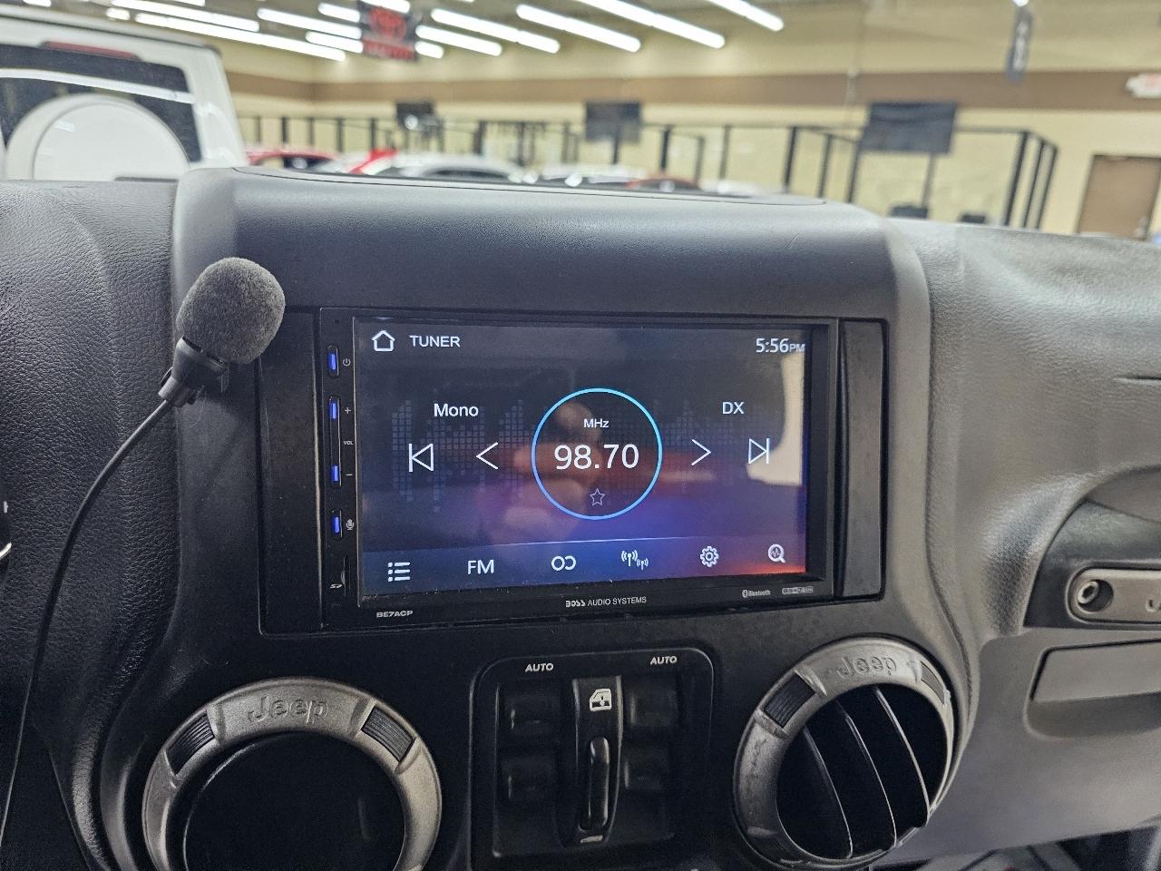 Jeep Wrangler Unlimited Sport 4WD 2015