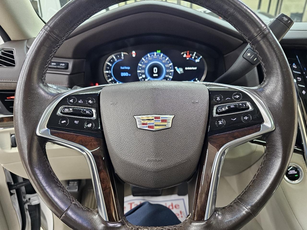 Cadillac Escalade Luxury 2WD 2016